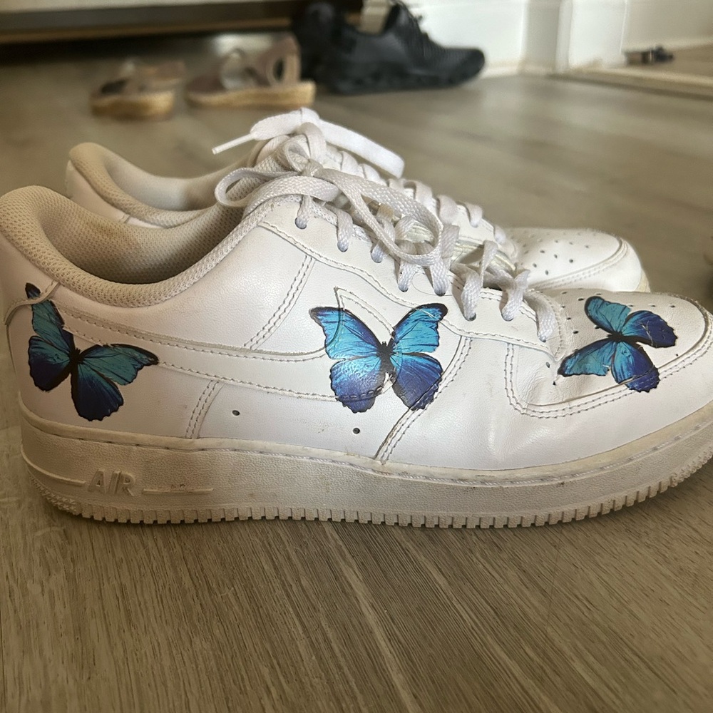 Nike Air Force Butterfly Sneakers